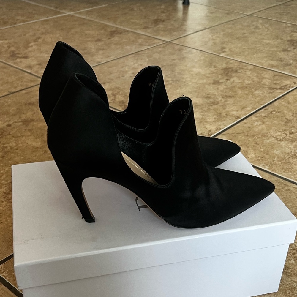 Black Dior ankle boots